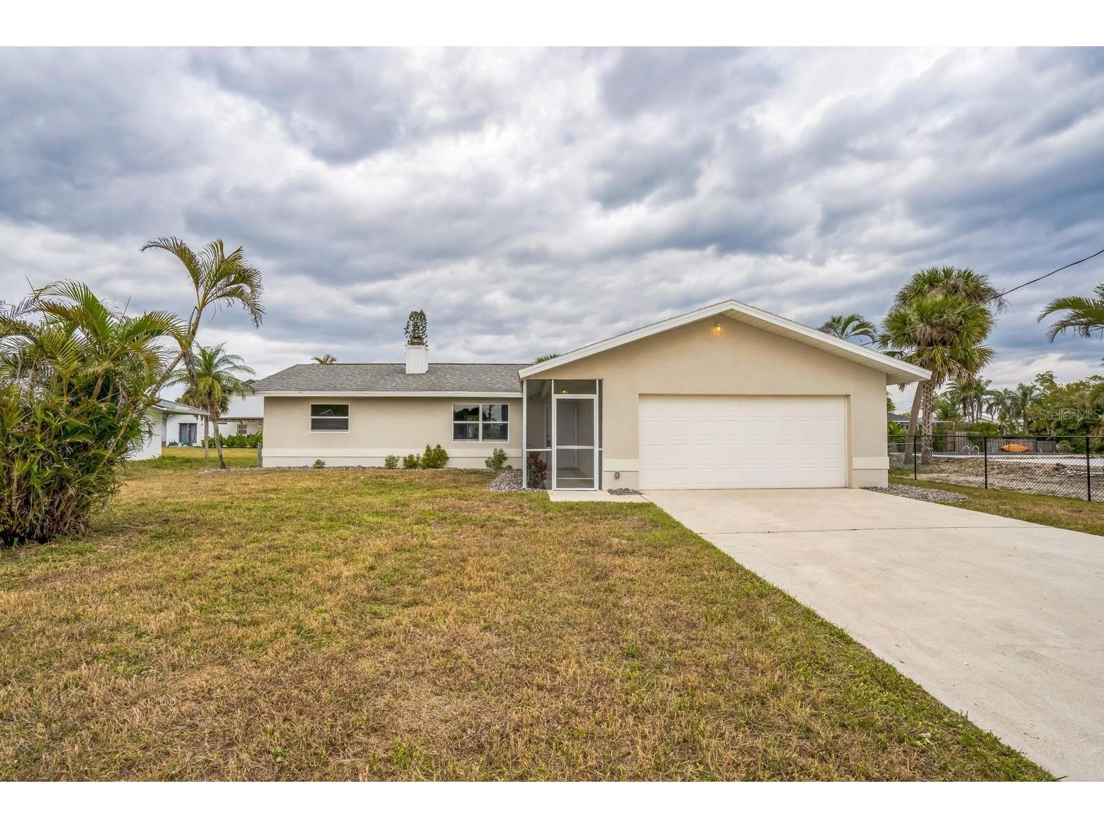 6064 Park Road Fort Myers FL 33908 A4678210 image1