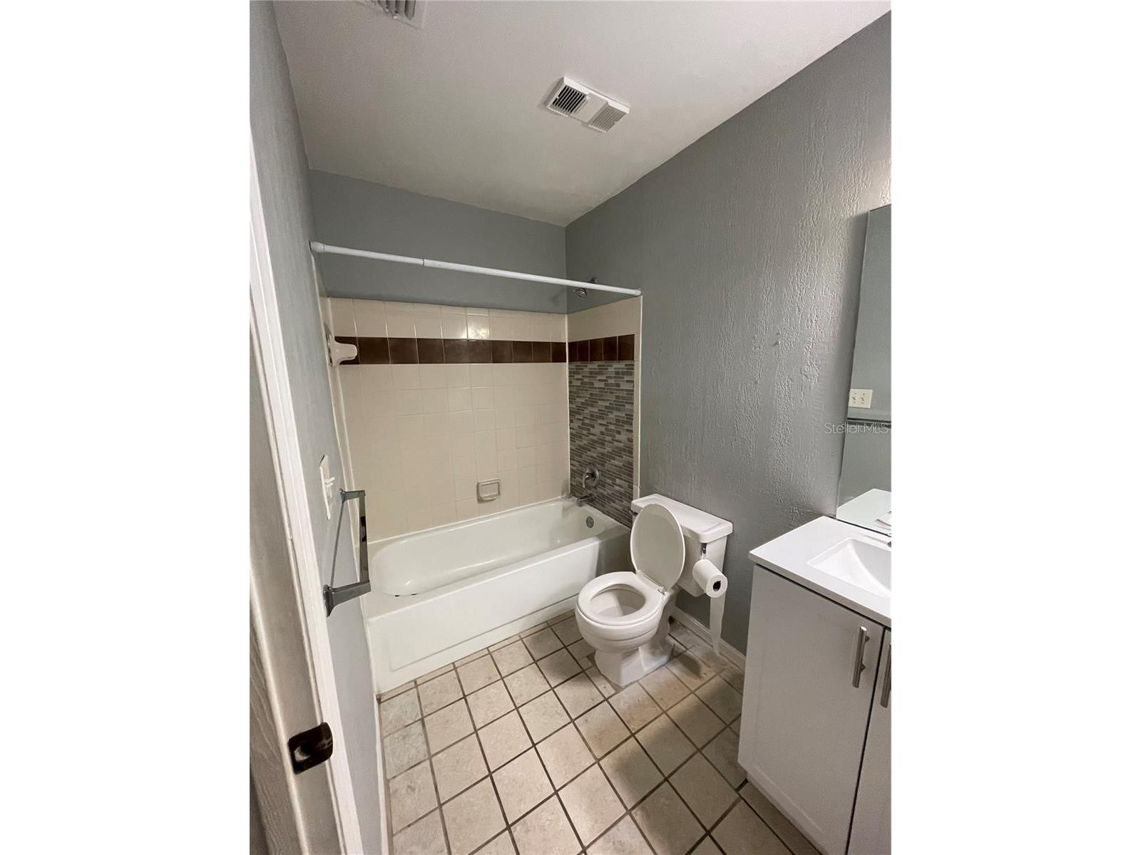 6064 Westgate Drive #101 Orlando FL 32835 O6374809 image10