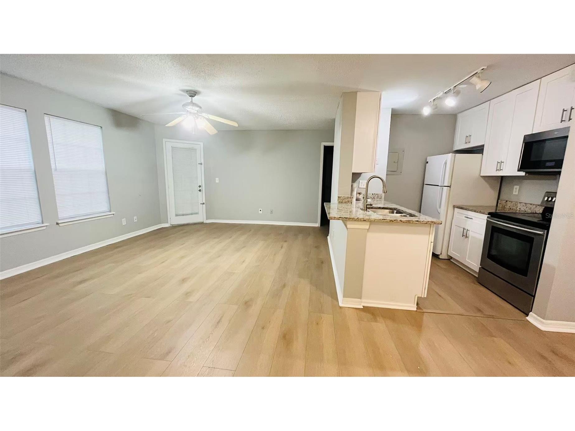 6064 Westgate Drive #101 Orlando FL 32835 O6374809 image2