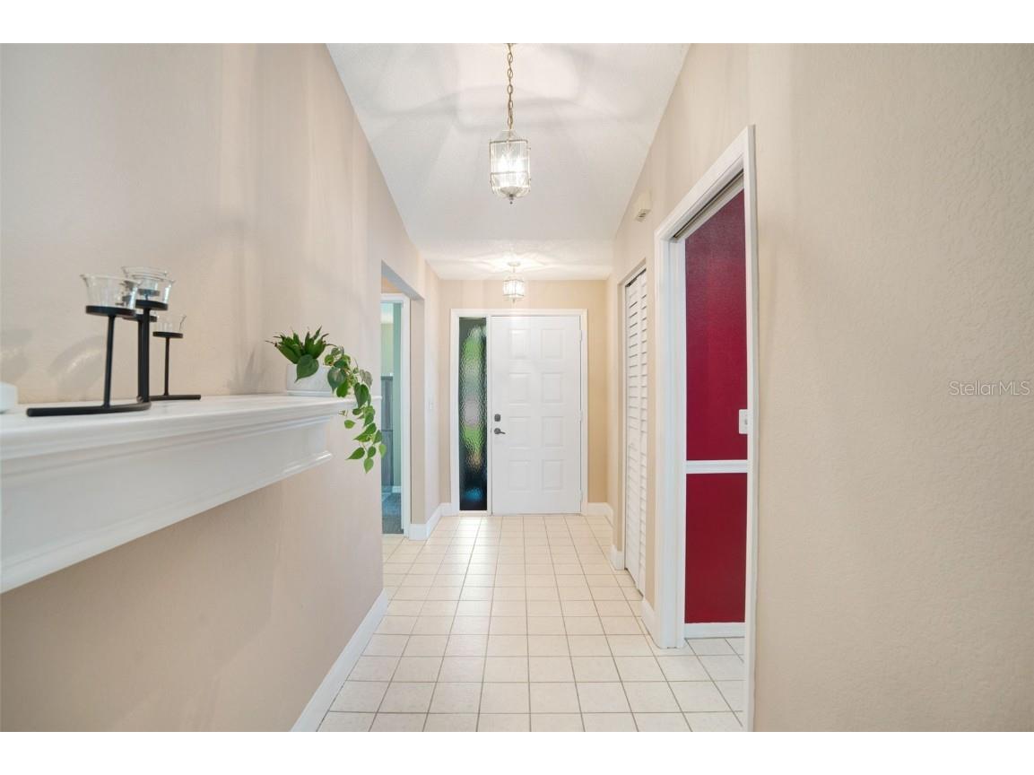 6065 Marella Court Sarasota FL 34243 A4656189 image5