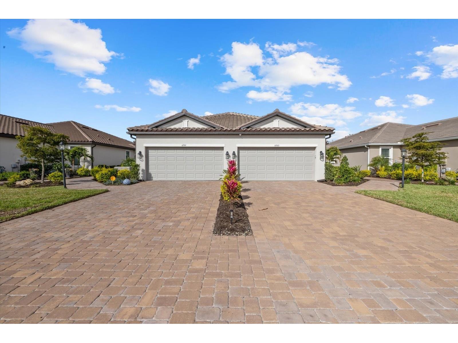 6065 Mesa Gln Bradenton FL 34203 A4685083 image1