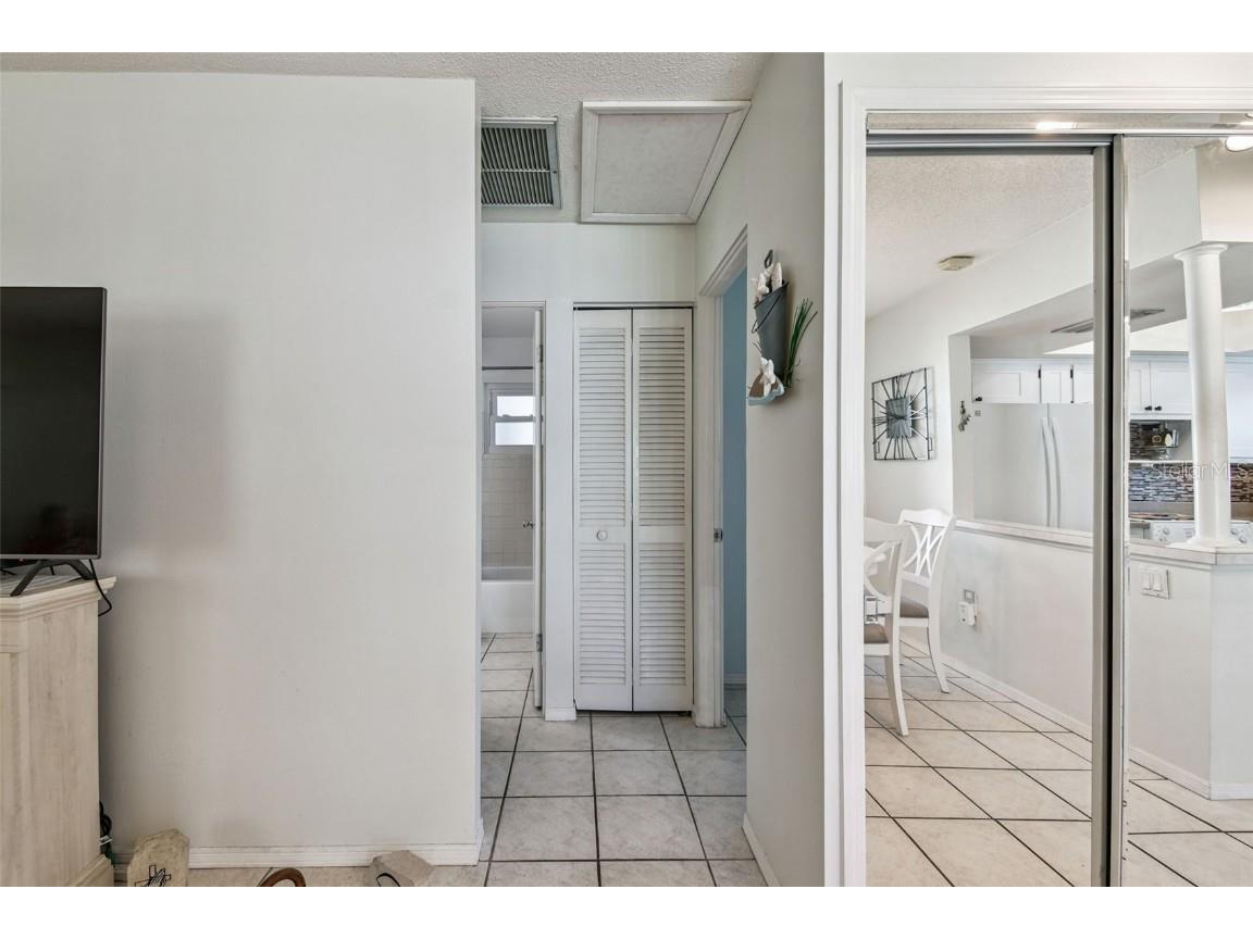 6068 Arlene Way Bradenton FL 34207 A4668541 image11