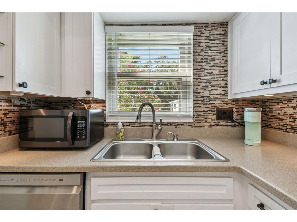 6068 Arlene Way Bradenton FL 34207 A4668541 image8