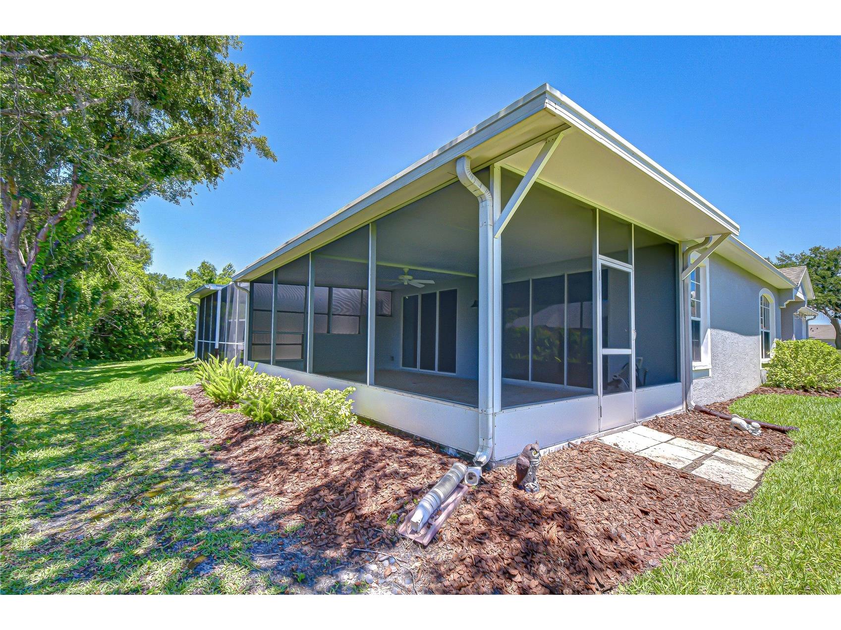 6069 Sandhill Ridge Drive Lithia FL 33547 TB8506396 image2