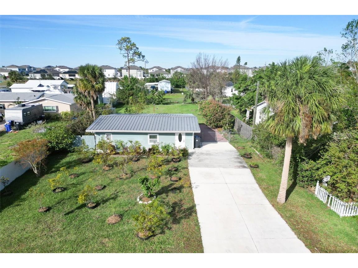 607 2nd Avenue NW Ruskin FL 33570 A4630453 image1