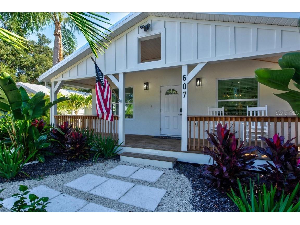 607 37th Street W Bradenton FL 34205 A4587528 image1