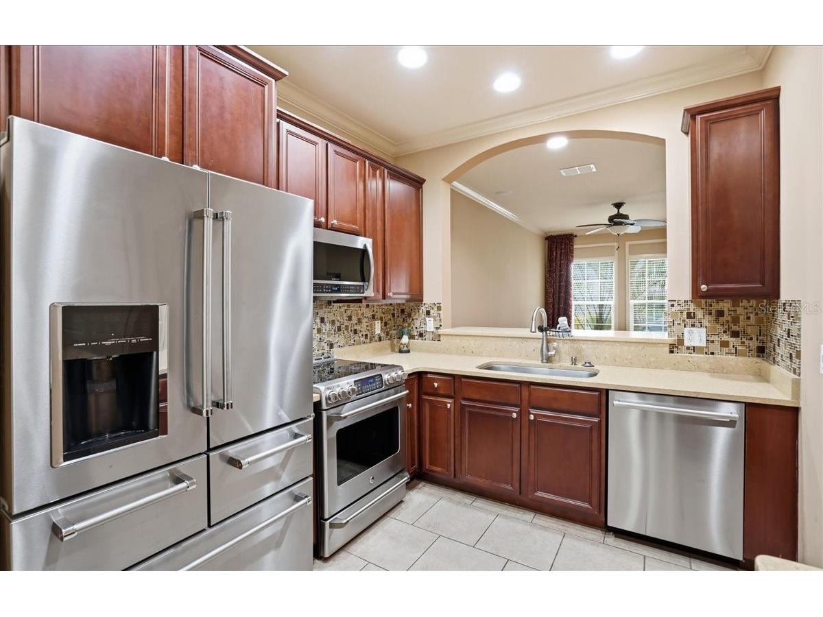 607 3rd Avenue S Saint Petersburg FL 33701 TB8464248 image5