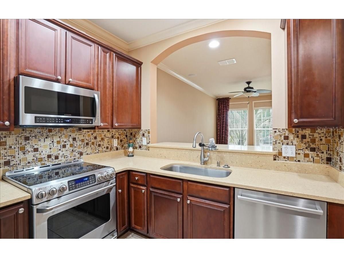 607 3rd Avenue S Saint Petersburg FL 33701 TB8464248 image6