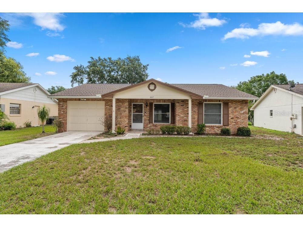 607 Brookline Avenue Eustis FL 32726 - LAKE JOANNA G5083800 image1