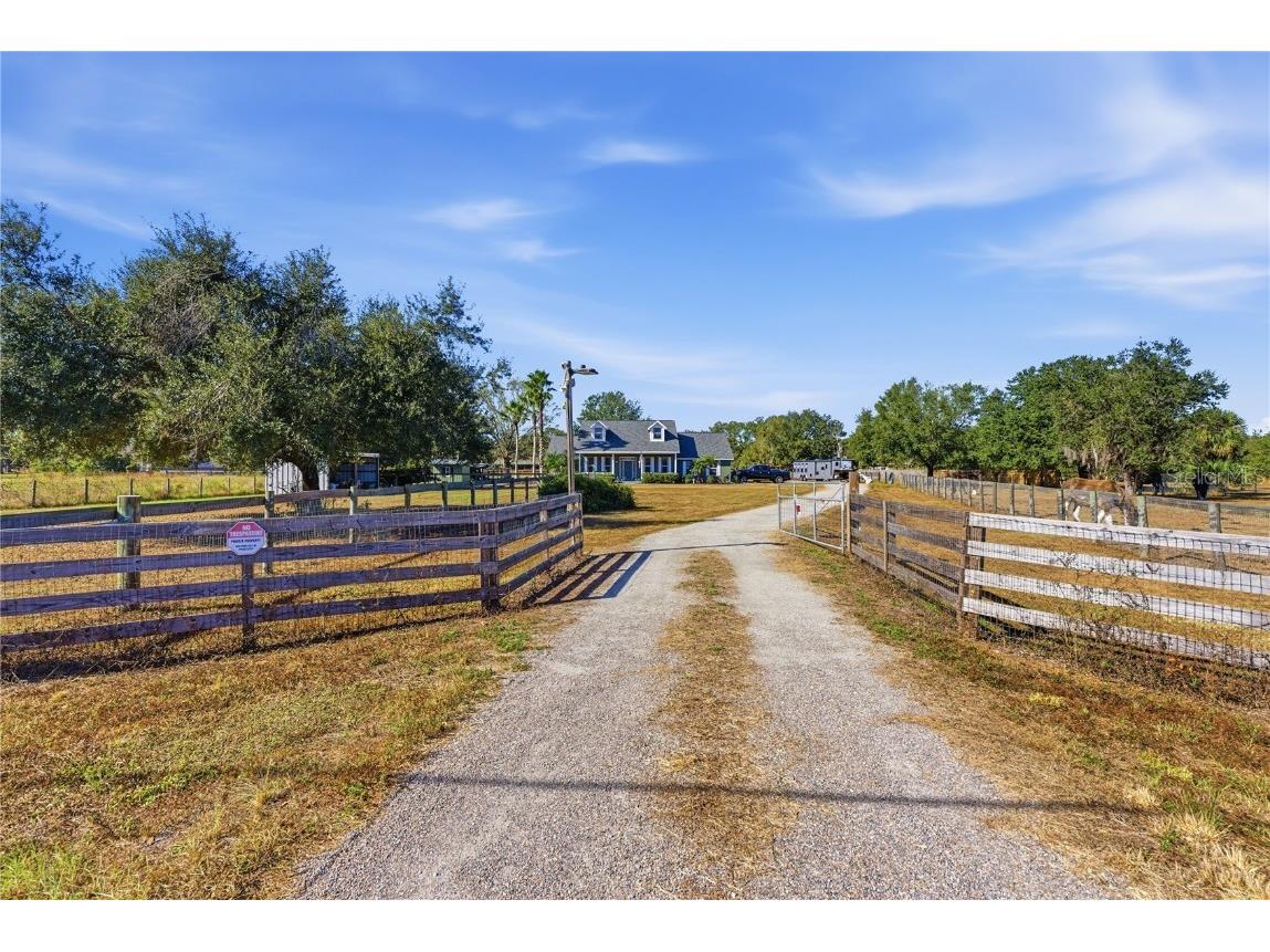 607 Butch Cassidy Trail Wimauma FL 33598 TB8452389 image40