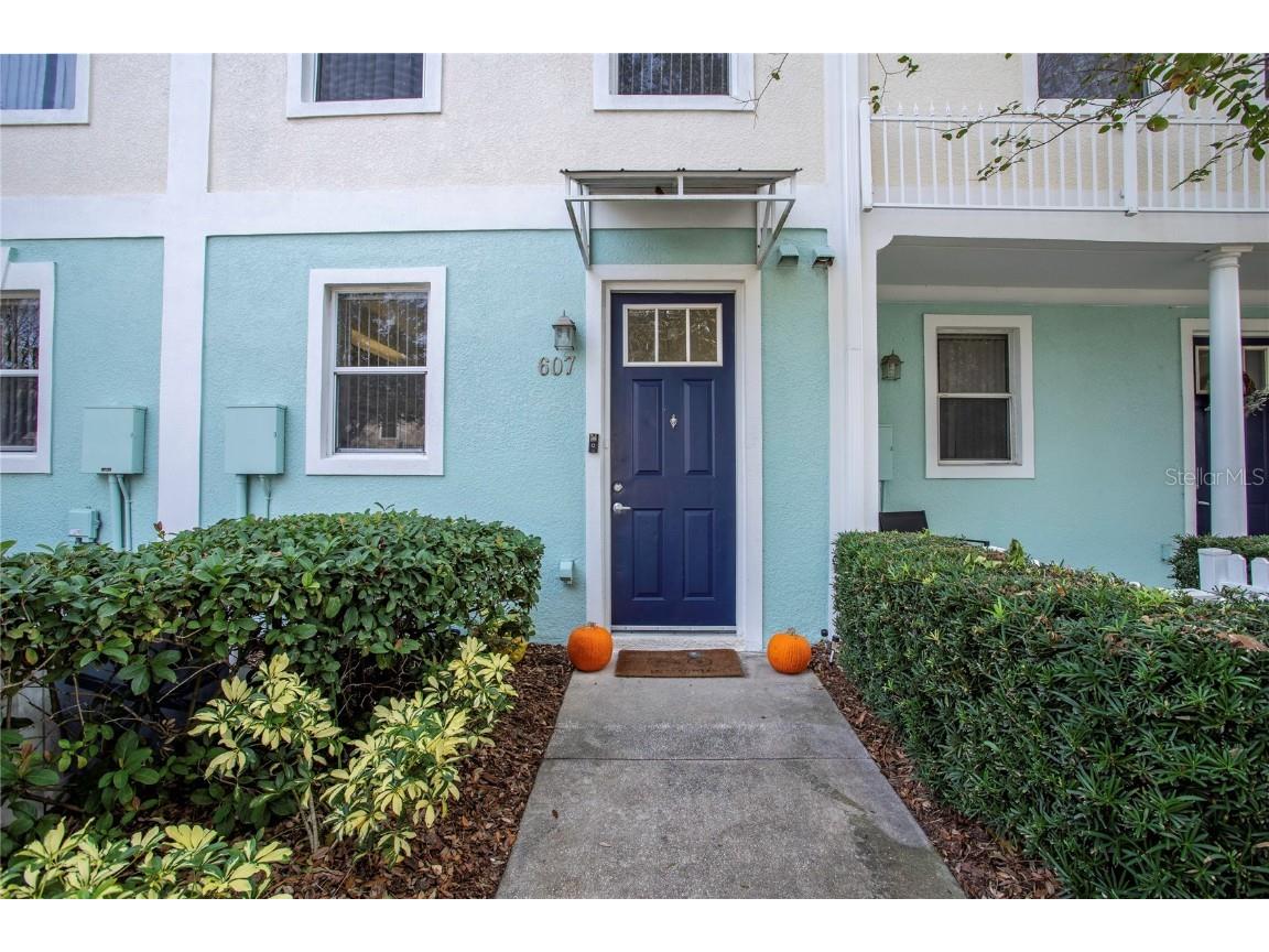 607 Elmhurst Court Kissimmee FL 34744 O6072320 image1