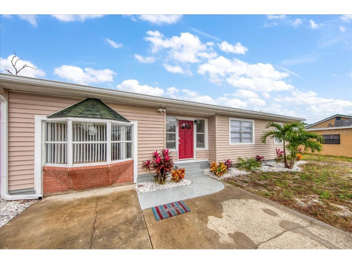 607 Fairmont Street Clearwater FL 33755 U8221495 image1