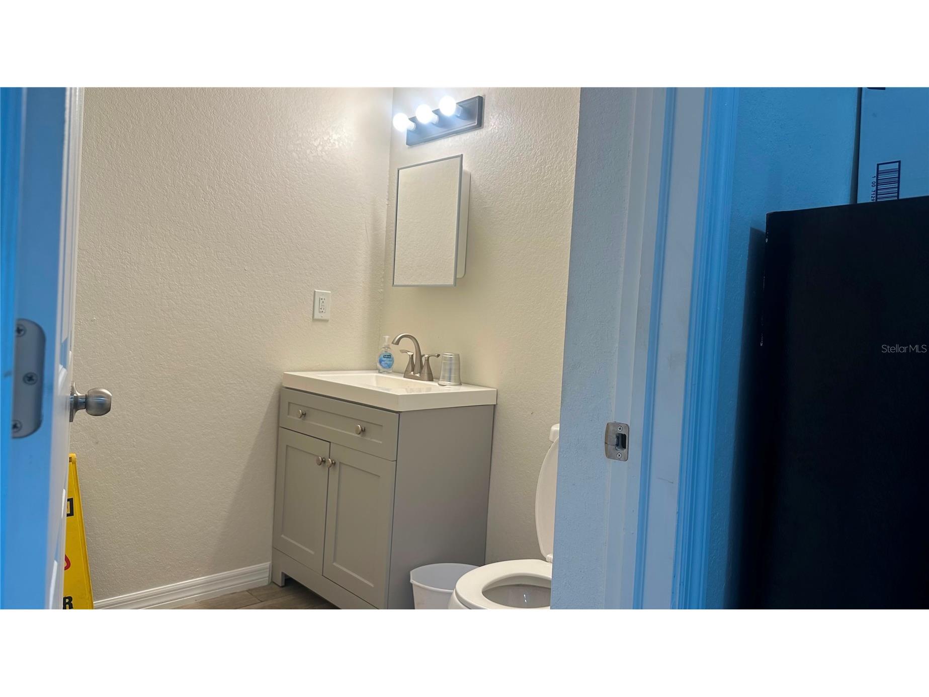 607 Fairvilla Road Orlando FL 32808 O6414411 image15
