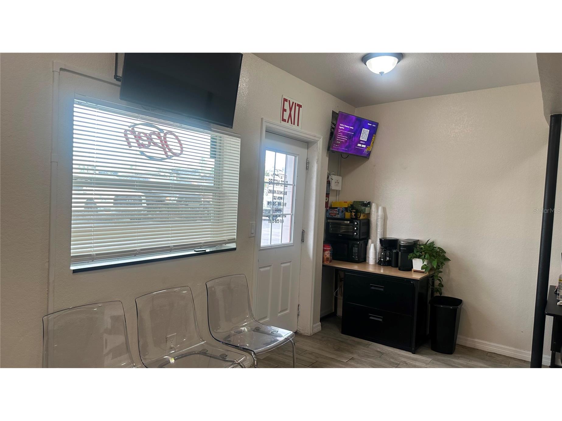 607 Fairvilla Road Orlando FL 32808 O6414411 image8