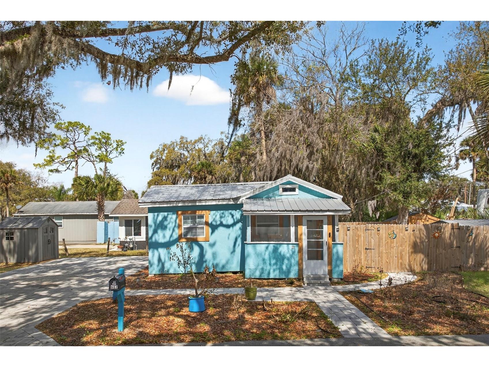 607 Jefferson Street New Smyrna Beach FL 32168 V4947580 image38