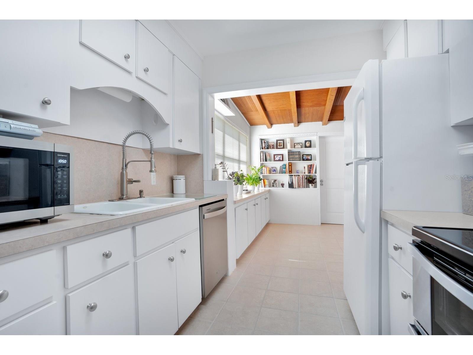 607 Kerneywood Street Lakeland FL 33803 L4962288 image10