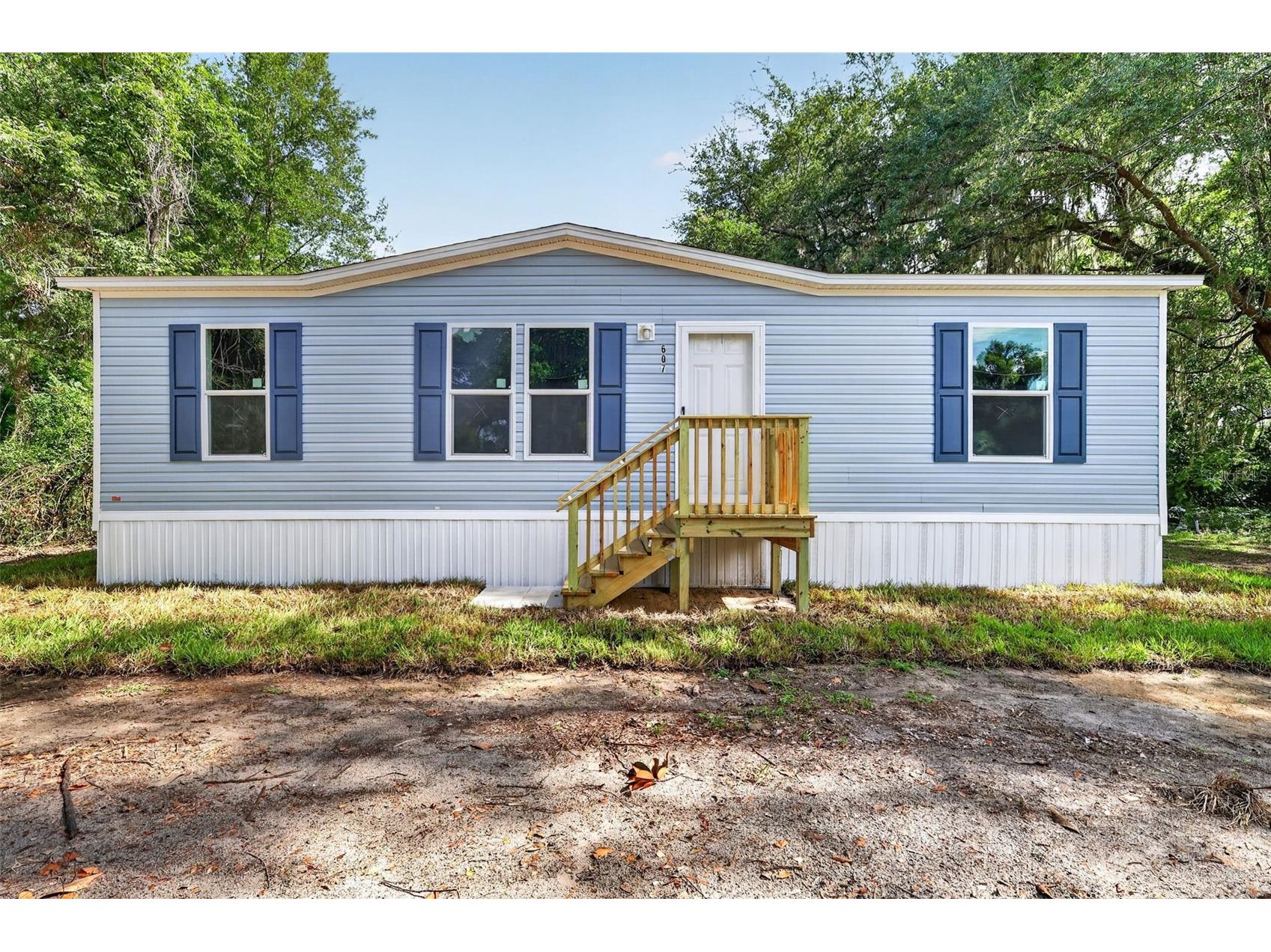 607 Lawrence Street Wildwood FL 34785 G5114859 image1