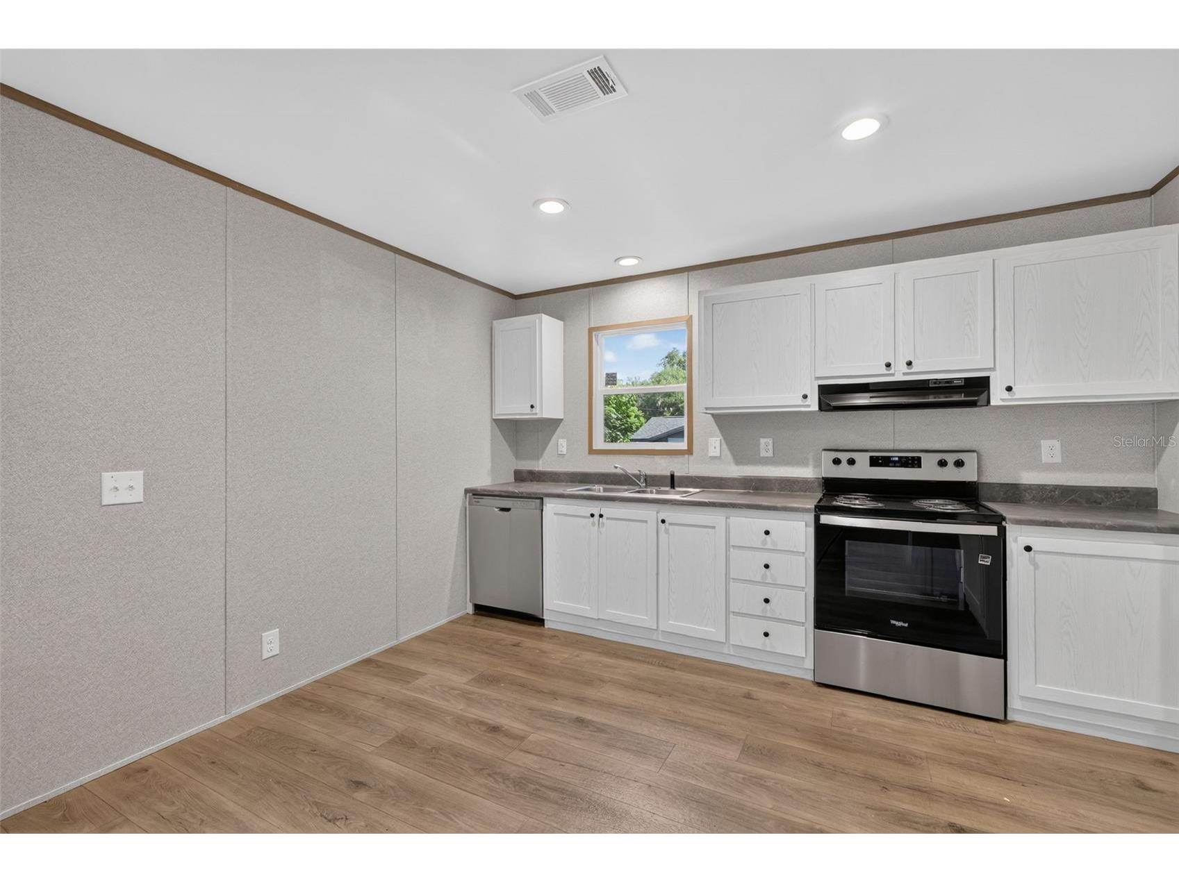 607 Lawrence Street Wildwood FL 34785 G5114859 image10