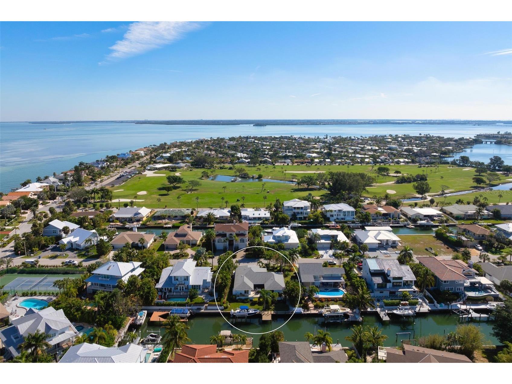 607 North Point Drive Holmes Beach FL 34217 A4682874 image10