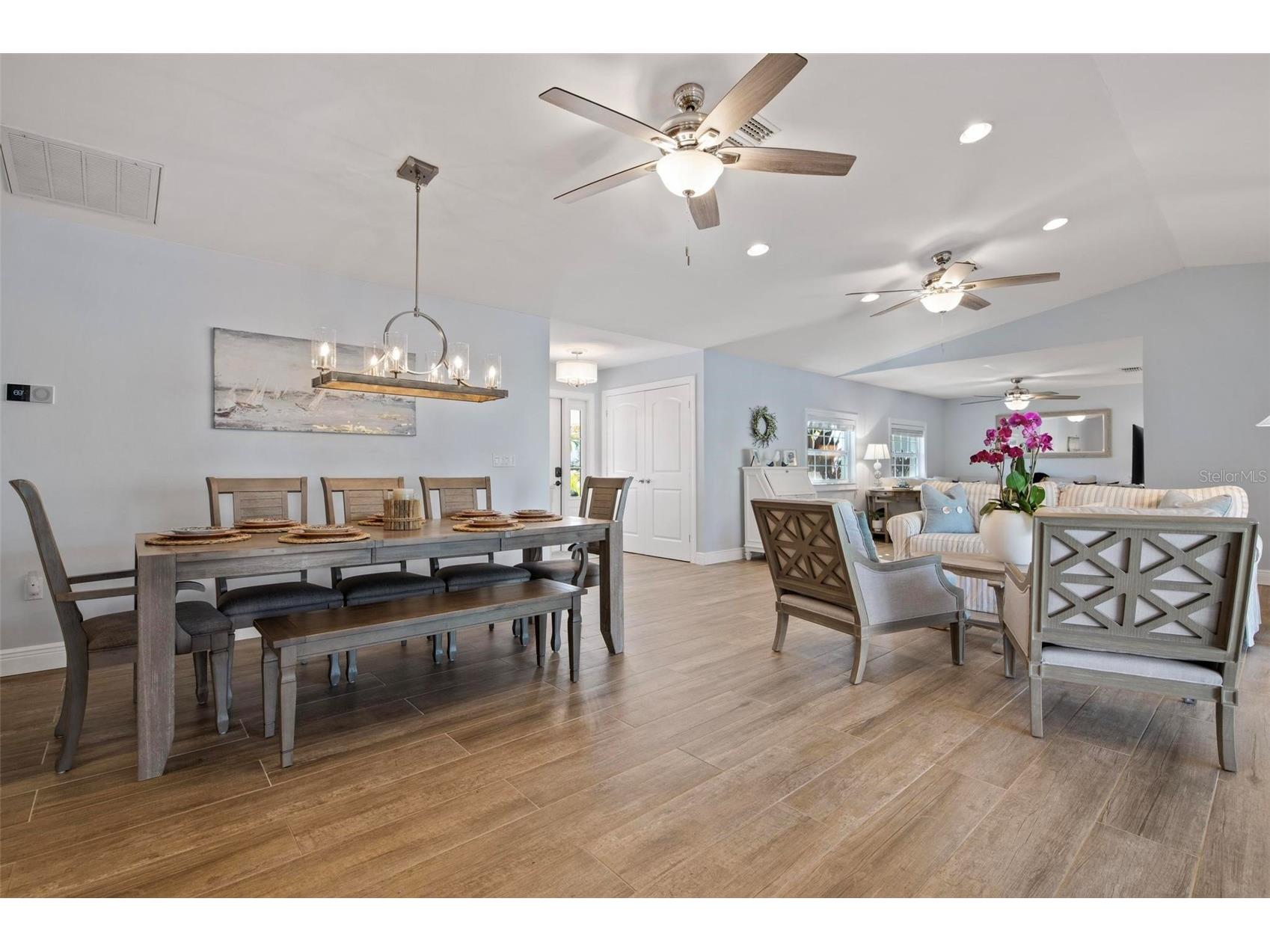 607 North Point Drive Holmes Beach FL 34217 A4682874 image20
