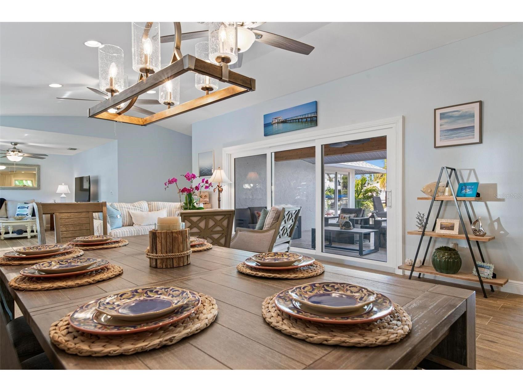 607 North Point Drive Holmes Beach FL 34217 A4682874 image21