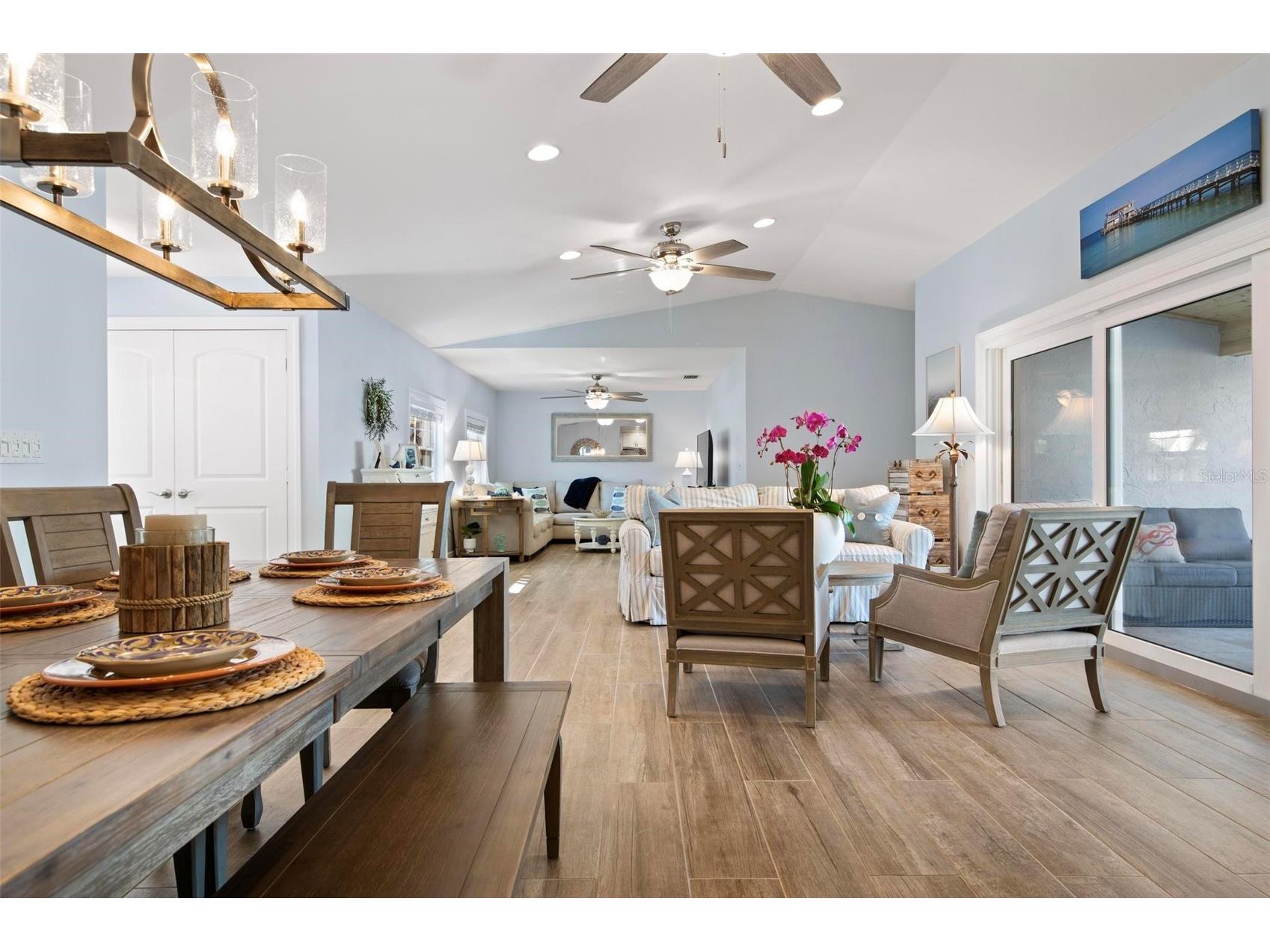 607 North Point Drive Holmes Beach FL 34217 A4682874 image24