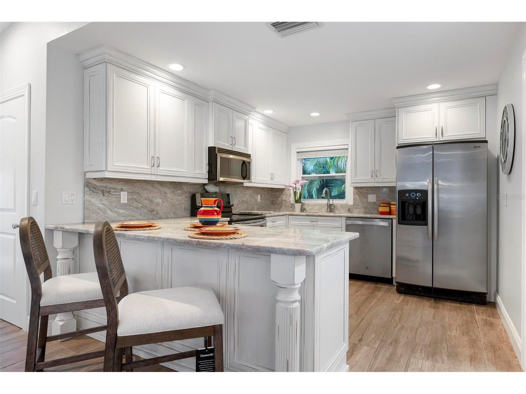 607 North Point Drive Holmes Beach FL 34217 A4682874 image25