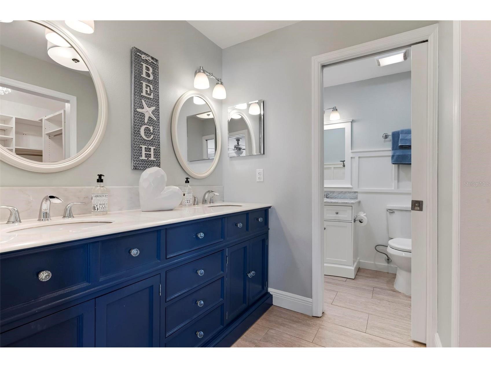 607 North Point Drive Holmes Beach FL 34217 A4682874 image34