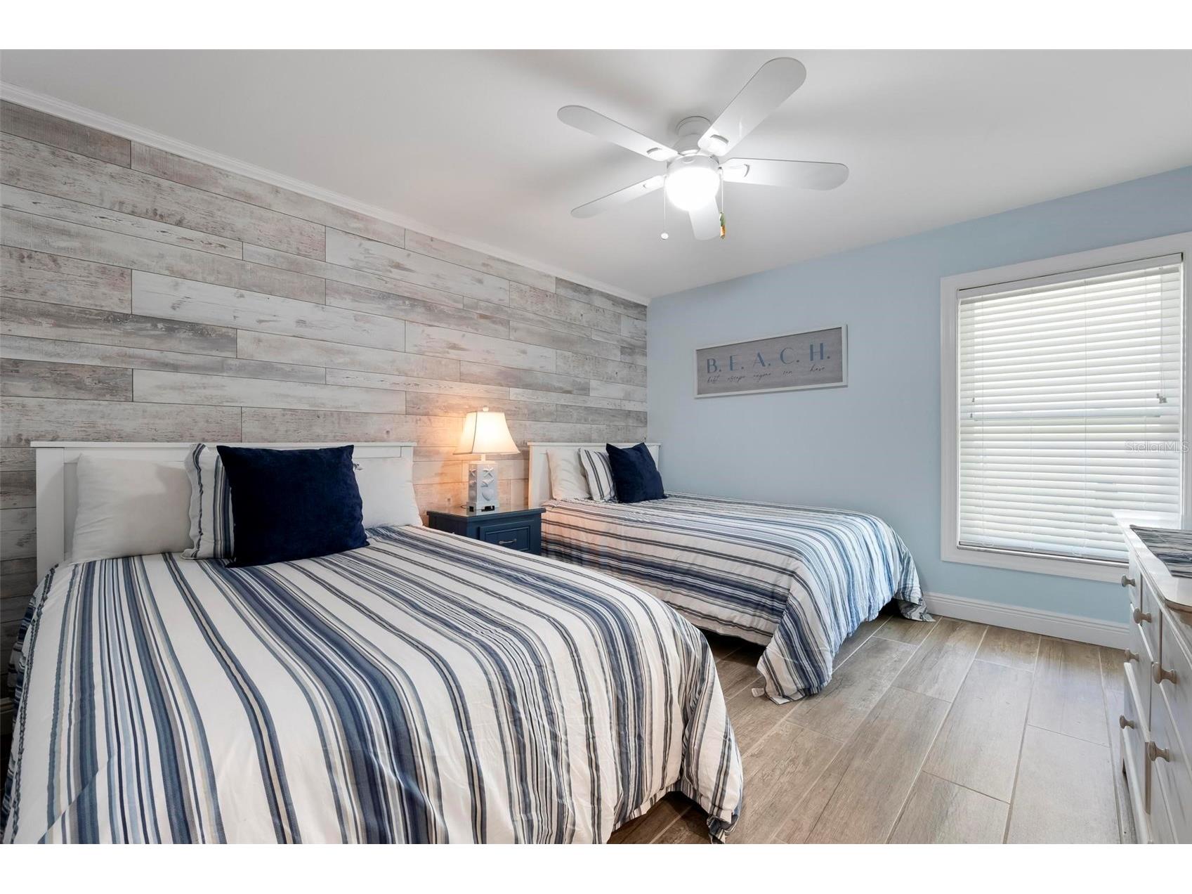 607 North Point Drive Holmes Beach FL 34217 A4682874 image41