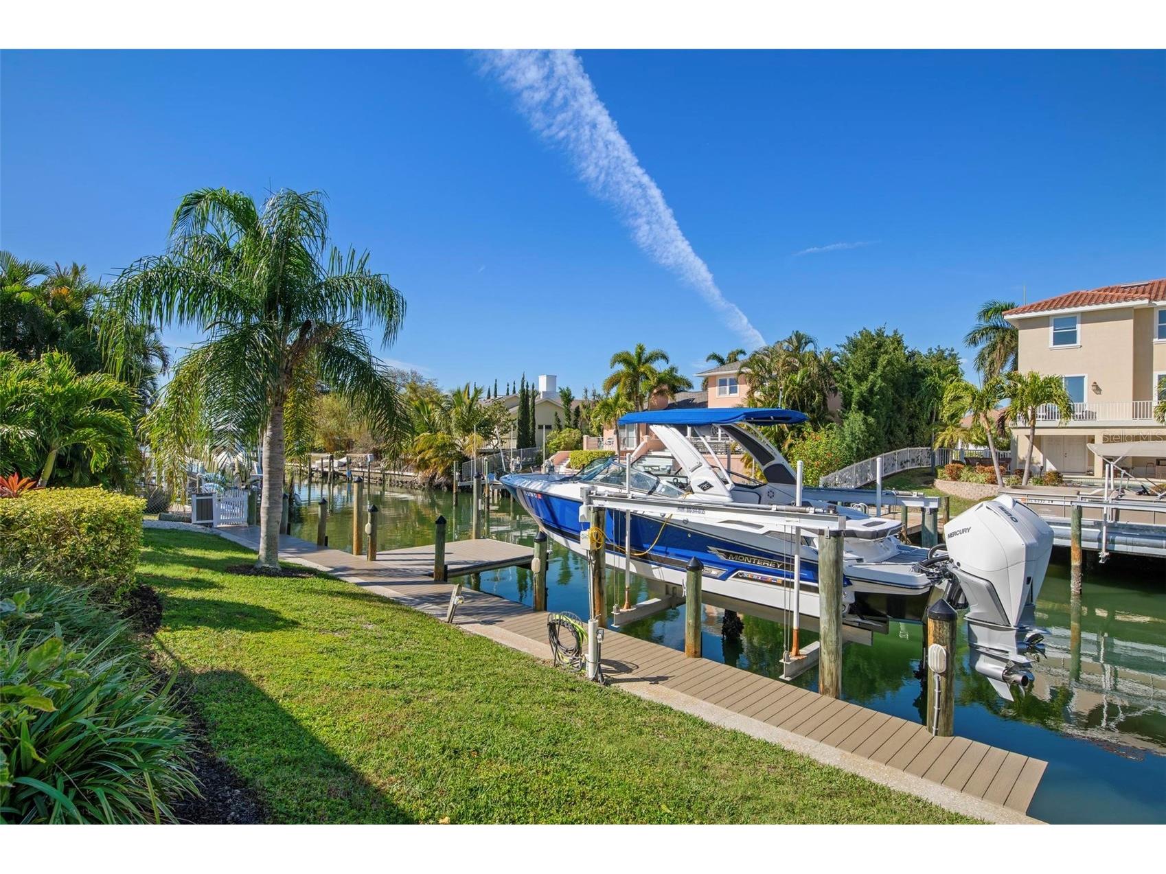 607 North Point Drive Holmes Beach FL 34217 A4682874 image51