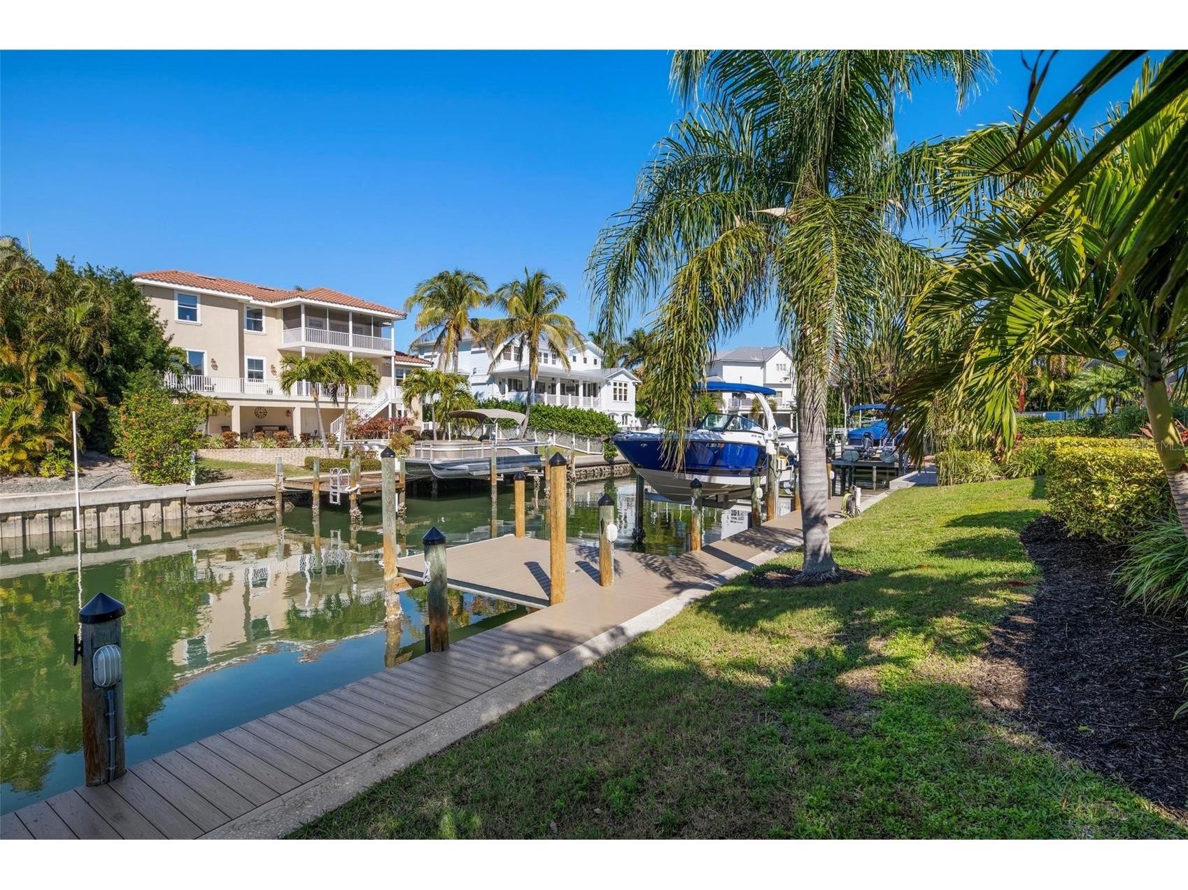 607 North Point Drive Holmes Beach FL 34217 A4682874 image56