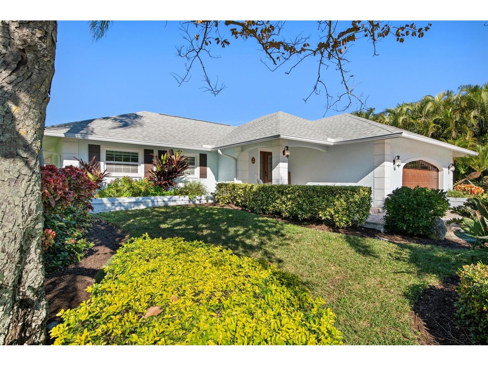 607 North Point Drive Holmes Beach FL 34217 A4682874 image7