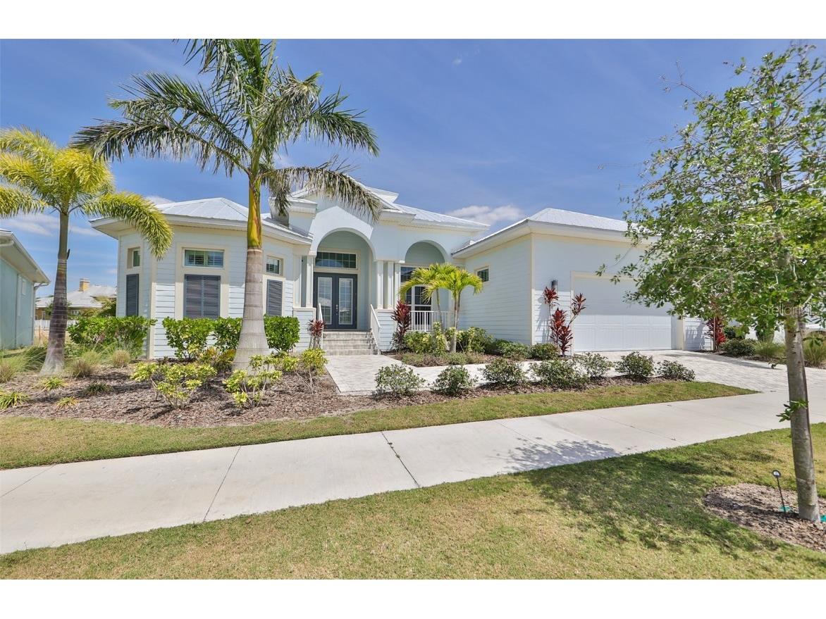 607 Pinckney Drive Apollo Beach FL 33572 T3435267 image1