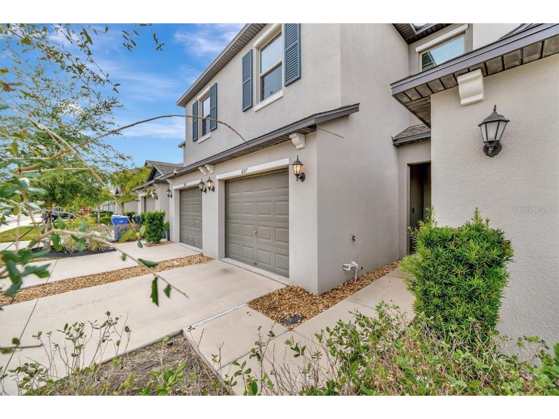 607 Royal Empress Drive Ruskin FL 33570 TB8457805 image2