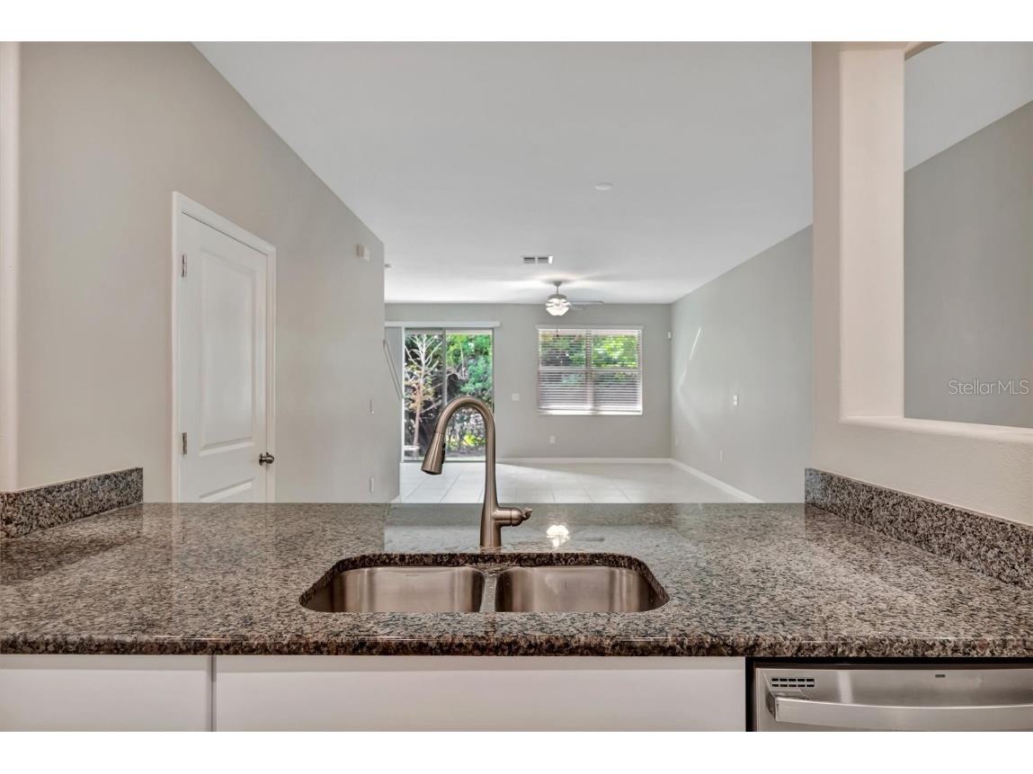 607 Royal Empress Drive Ruskin FL 33570 TB8457805 image3