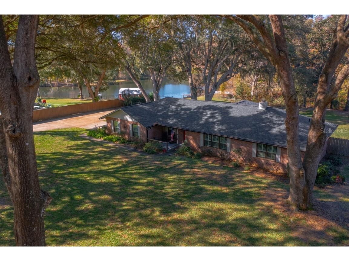 607 SE 28th Way Melrose FL 32666 - GENEVA CREEK/LAKE GC527199 image1