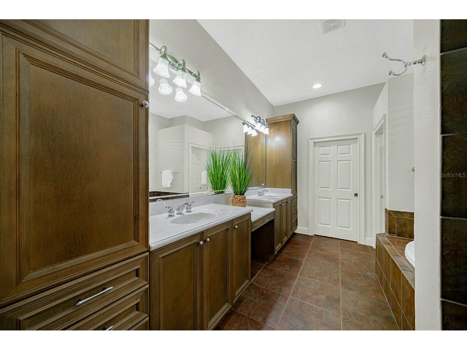 607 Victoria Hills Drive Deland FL 32724 V4948693 image56