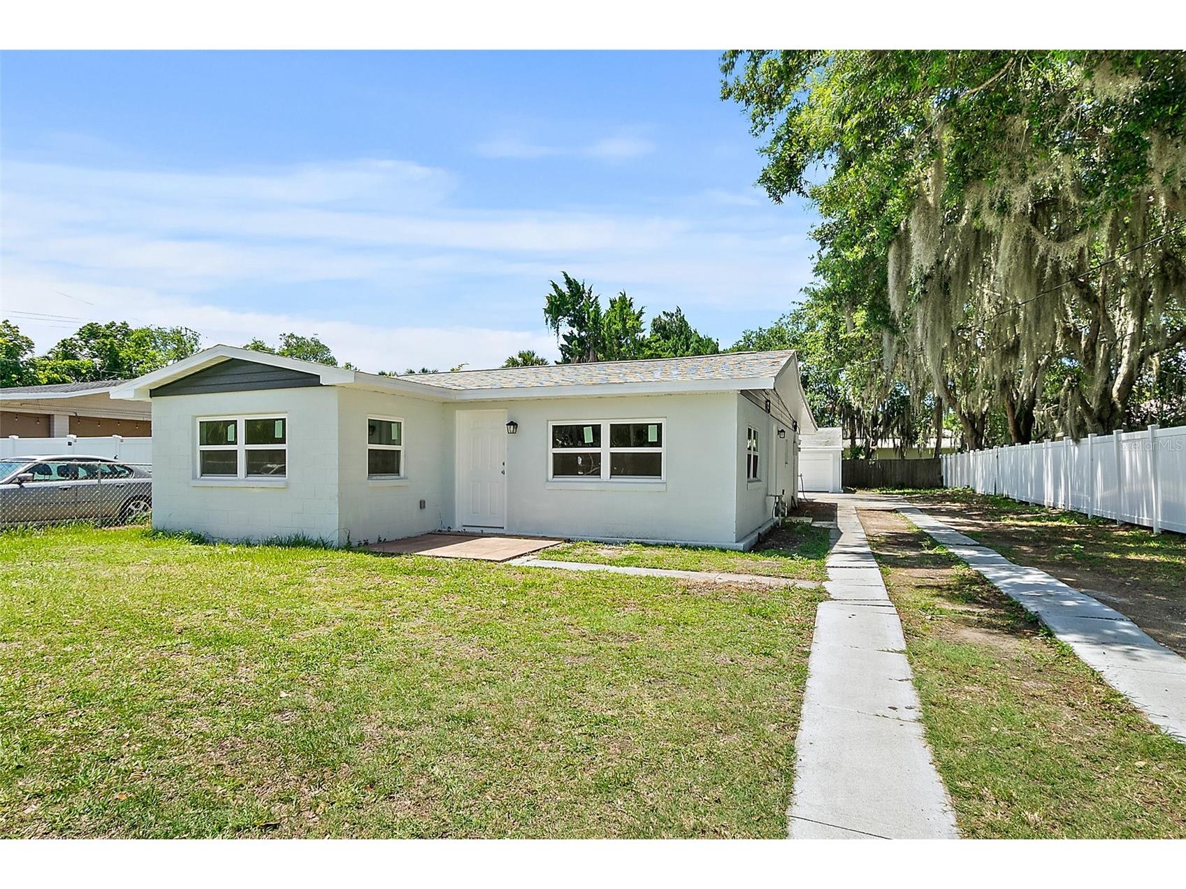 607 Wayne Avenue New Smyrna Beach FL 32168 V4949520 image1