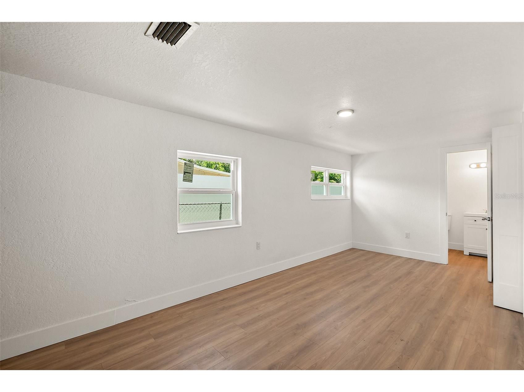 607 Wayne Avenue New Smyrna Beach FL 32168 V4949520 image12