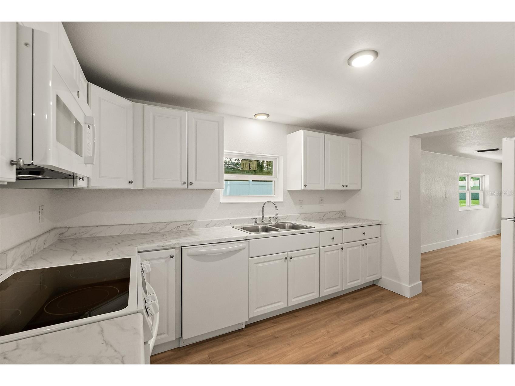 607 Wayne Avenue New Smyrna Beach FL 32168 V4949520 image4