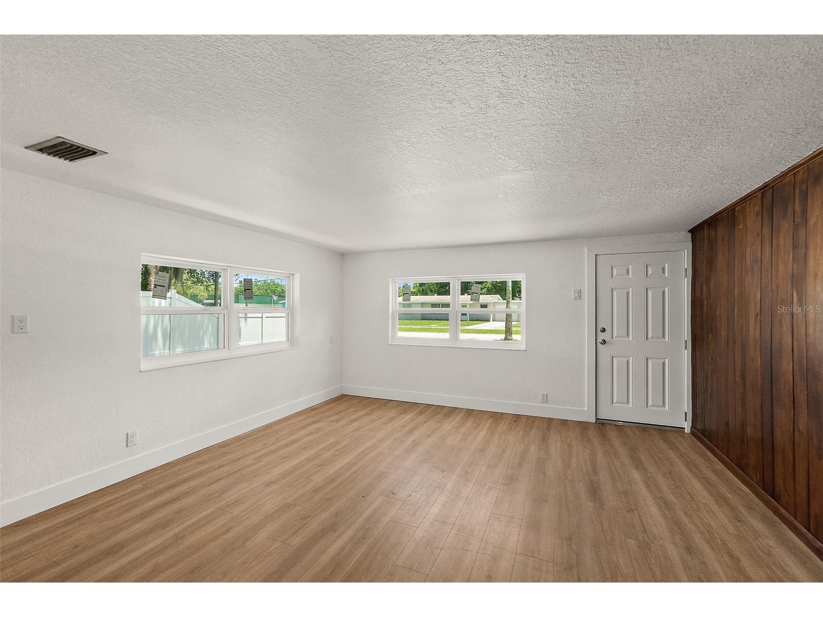 607 Wayne Avenue New Smyrna Beach FL 32168 V4949520 image8