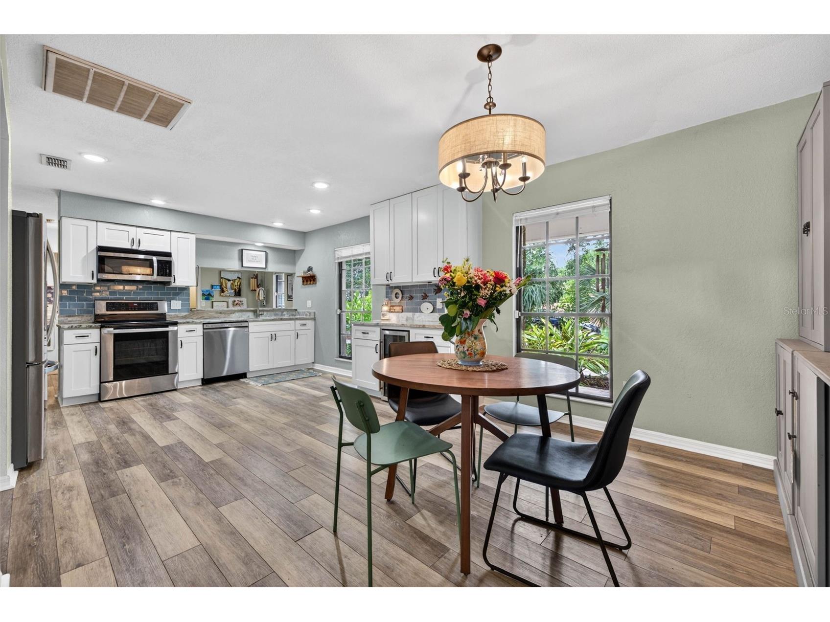 6070 66th Avenue N Pinellas Park FL 33781 TB8516114 image8