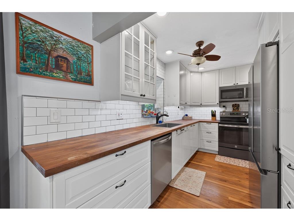 6070 73rd Street N Saint Petersburg FL 33709 TB8527326 image12