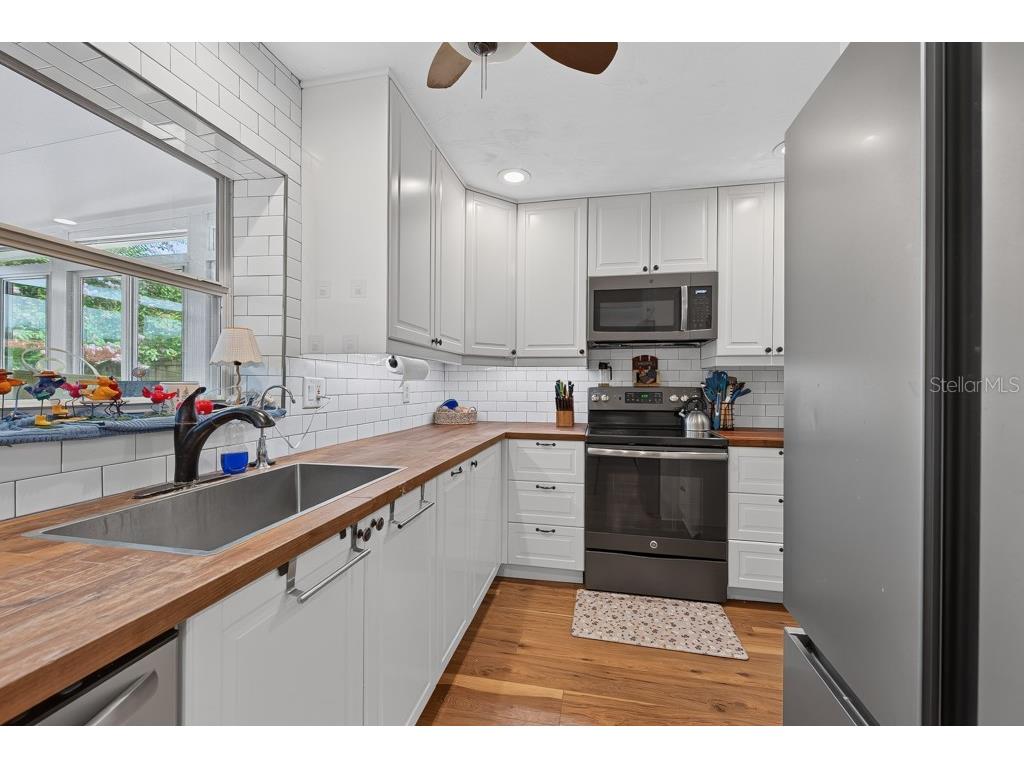 6070 73rd Street N Saint Petersburg FL 33709 TB8527326 image15