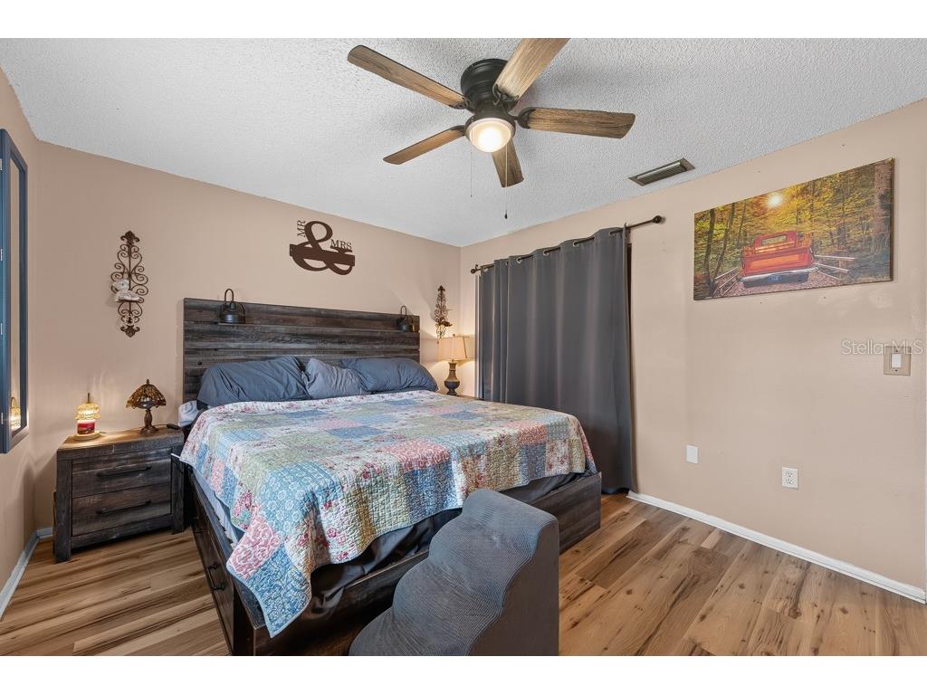 6070 73rd Street N Saint Petersburg FL 33709 TB8527326 image22