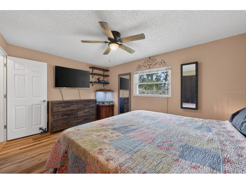 6070 73rd Street N Saint Petersburg FL 33709 TB8527326 image24
