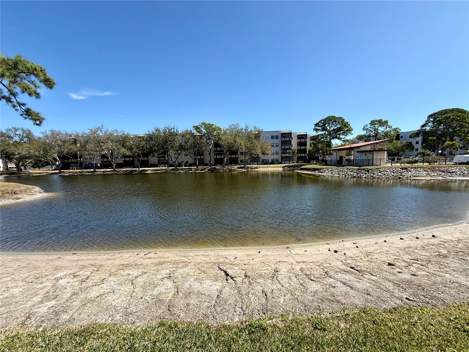 6070 80th Street N #105 Saint Petersburg FL 33709 A4683361 image28