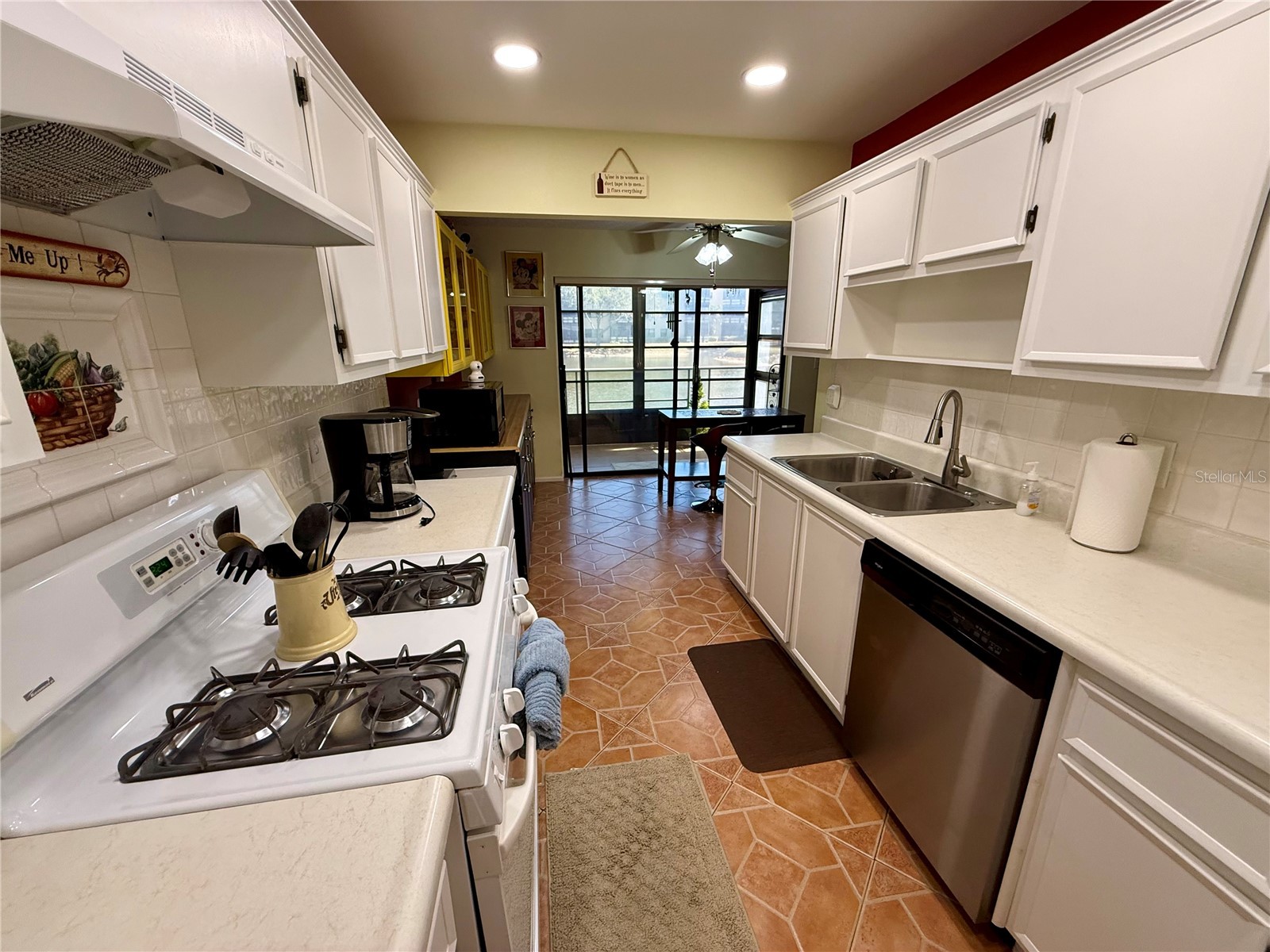 6070 80th Street N #105 Saint Petersburg FL 33709 A4683361 image9