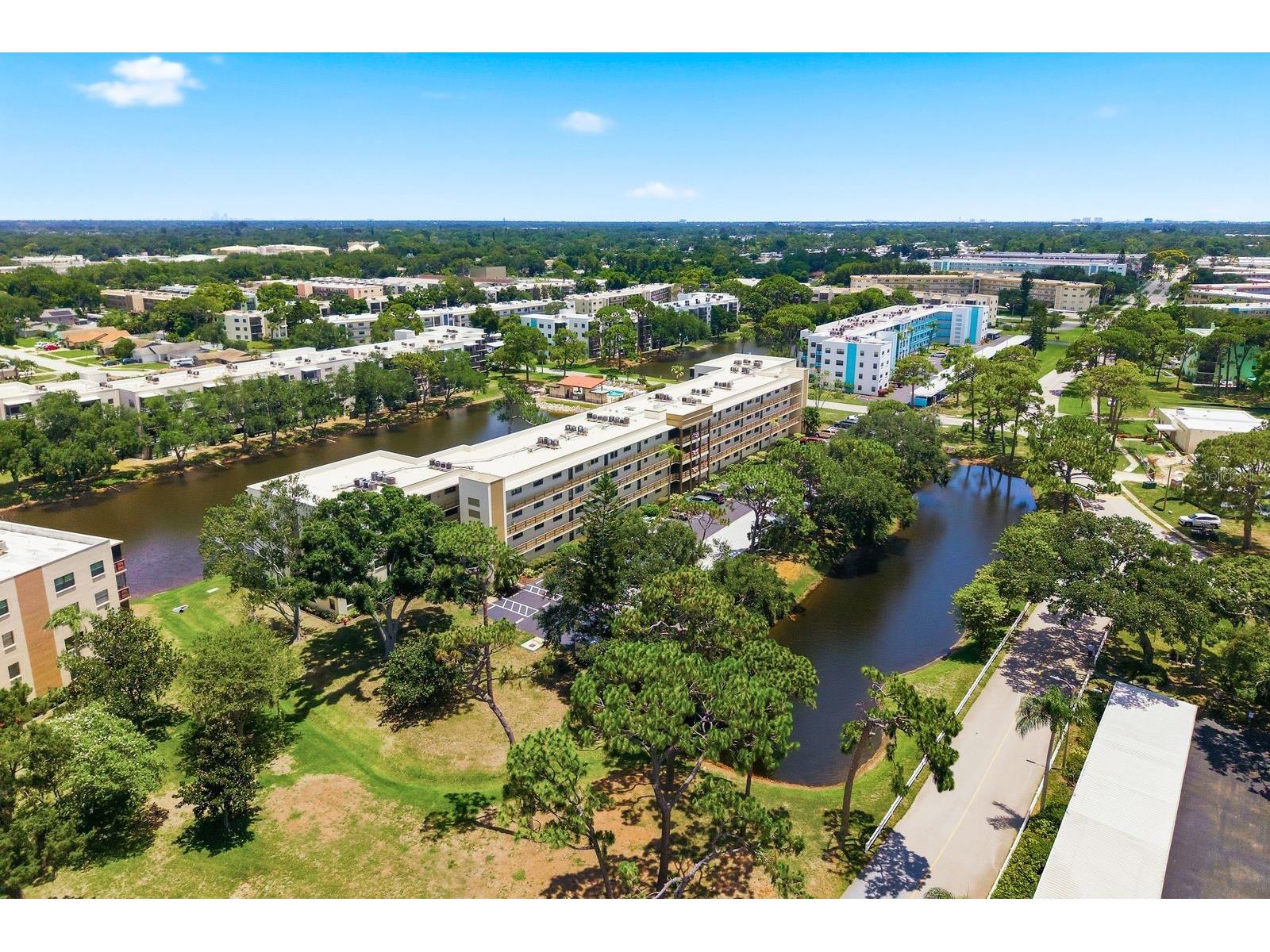 6070 80th Street N #109 Saint Petersburg FL 33709 TB8520368 image42