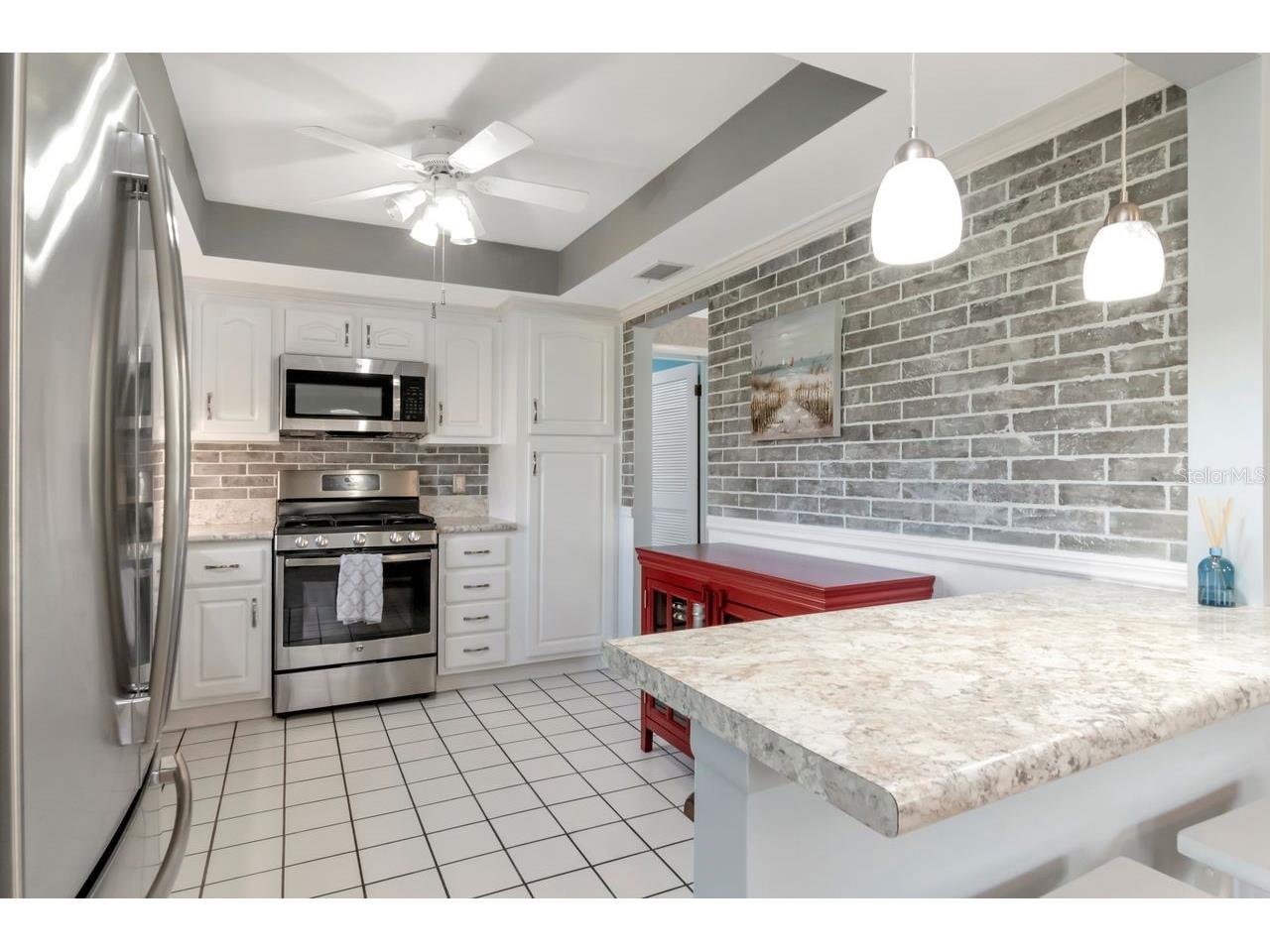 6070 80th Street N #215 Saint Petersburg FL 33709 TB8494999 image15
